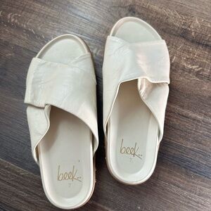 beek Cream Crisscross Slide Sandals